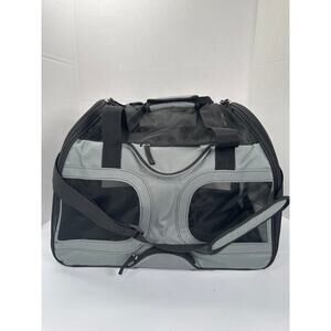 Katziela Luxury Rider Travel Pet Carrier Missing Wheels
